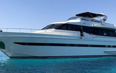 Falcon 76, Lussuoso Yacht a motore in Sardegna