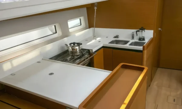 Jeanneau-Sun_Odyssey_440 - 10