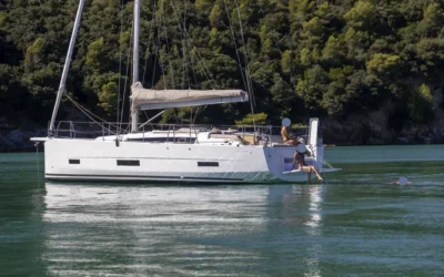 2019 Dufour 390 | 11m