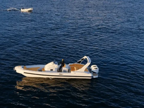 gommone-amira-31-mirimare-scaled
